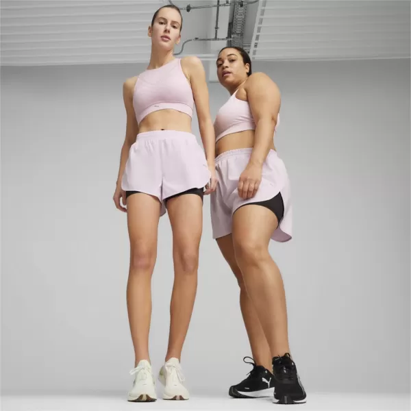  Női rövidnadrág PUMA RUN FAV WOVEN 2IN1 SHORT W 523181-60 FEKETE 