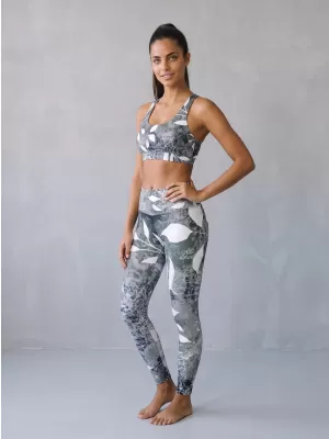 Női prémium sportmelltartó ALTISPORT VOJ/ALW020POD01 FEKETE ÉS FEHÉR