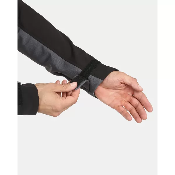  Férfi softshell kabát KILPI RAVIO-M UM0126KI SÖTÉTSZÜRKE 