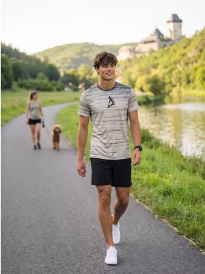 Prémium férfi póló ALTISPORT VOJ/ALM031TR01 FEKETE BARNA