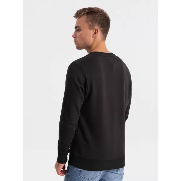  Férfi pulóver OMBRE OM-SSPS-0154 SÖTÉTBARNA 