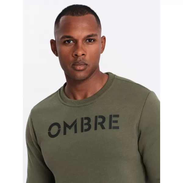  Férfi pulóver OMBRE OM-SSPS-0181 SÖTÉT OLAJBOGYÓ 
