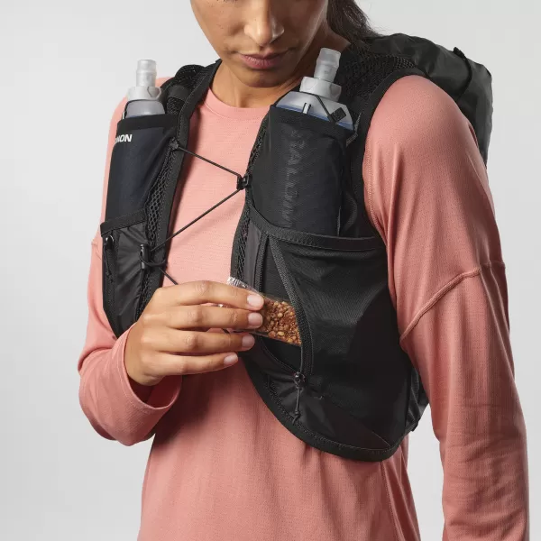  Női hátizsák SALOMON ACTIVE SKIN 12 WOMEN SET LC2178600 FEKETE/FÉM 
