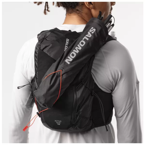  Férfi hátizsák SALOMON ACTIVE SKIN 12 SET LC2177400 FEKETE/FÉM 