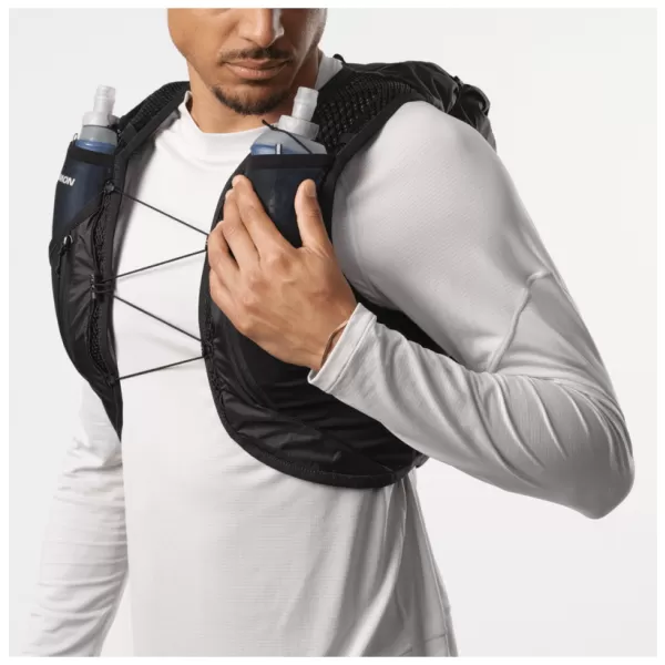  Férfi hátizsák SALOMON ACTIVE SKIN 12 SET LC2177400 FEKETE/FÉM 