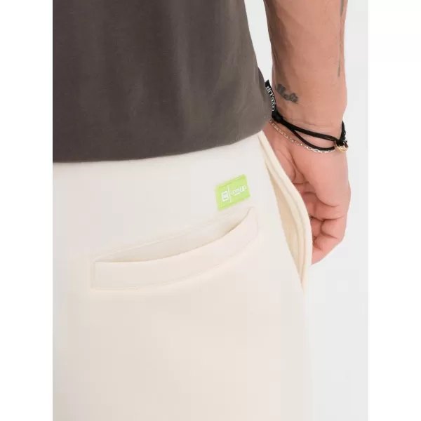  Férfi rövidnadrág OMBRE OU-SRBC-0101 KRÉM 