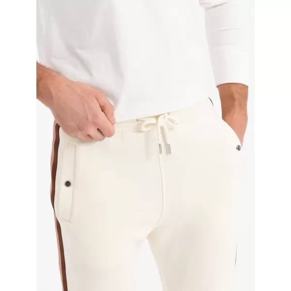  Férfi zeneszámok OMBRE OM-PASK-0258 KRÉM 