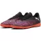 Csizma PUMA FUTURE 8 PLAY TT 108378_01 FEKETE/FEHÉR/IZZÓ PIROS
