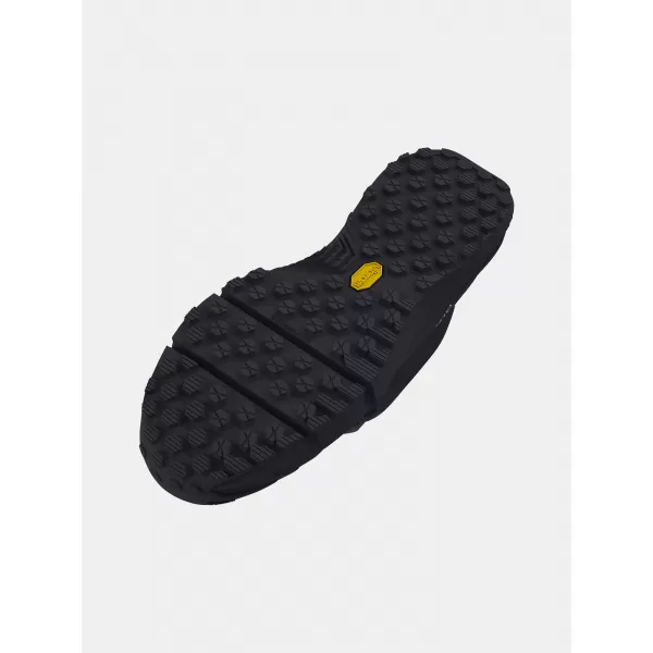  Férfi cipők UNDER ARMOUR CHARGED VALSETZ MID 3027382-001 FEKETE 