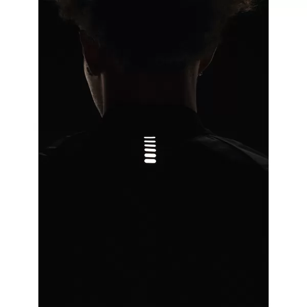  Férfi mellény UNDER ARMOUR STRM INS RUN VEST 1380870-001 FEKETE 