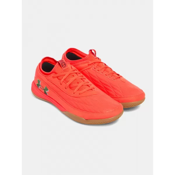 Saláta tálak UNDER ARMOUR MAGNETICO SELECT 4 INDOOR 3028159-862 PIROS 
