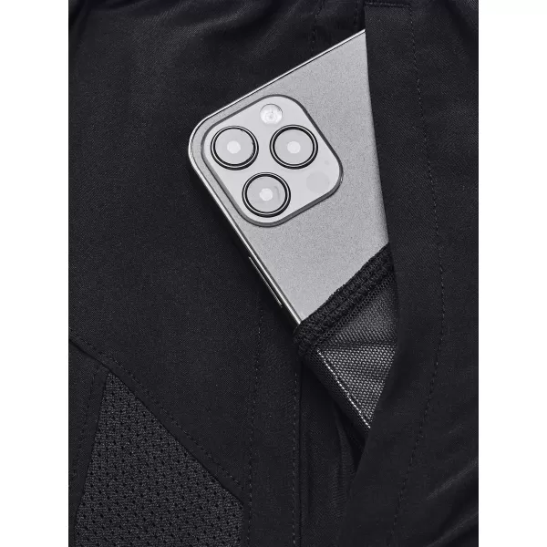  Férfi rövidnadrág UNDER ARMOUR LAUNCH 7 UNLINED SHORTS 1382622-001 FEKETE 