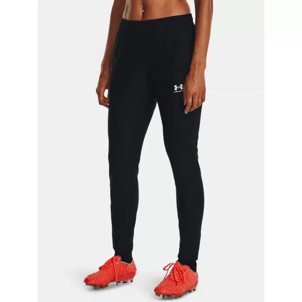  Női sportnadrág UNDER ARMOUR WS CH. PIQUE PANT 1379599-001 FEKETE 