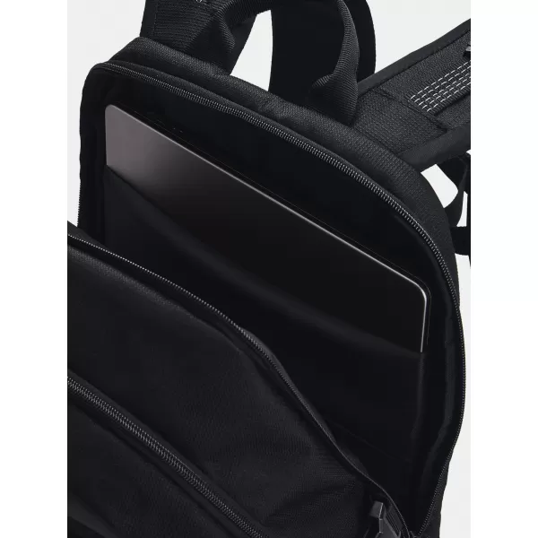  Hátizsák UNDER ARMOUR TRIUMPH SPORT BACKPACK 1372290-003 FEKETE 