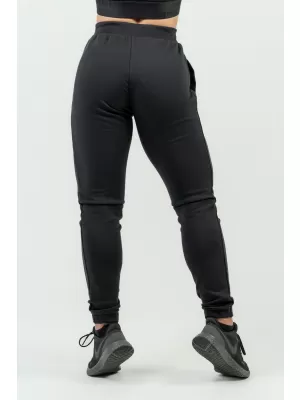 Női jellegzetes INTENSE 846 BLACK Nebbia bő melegítőnadrág
