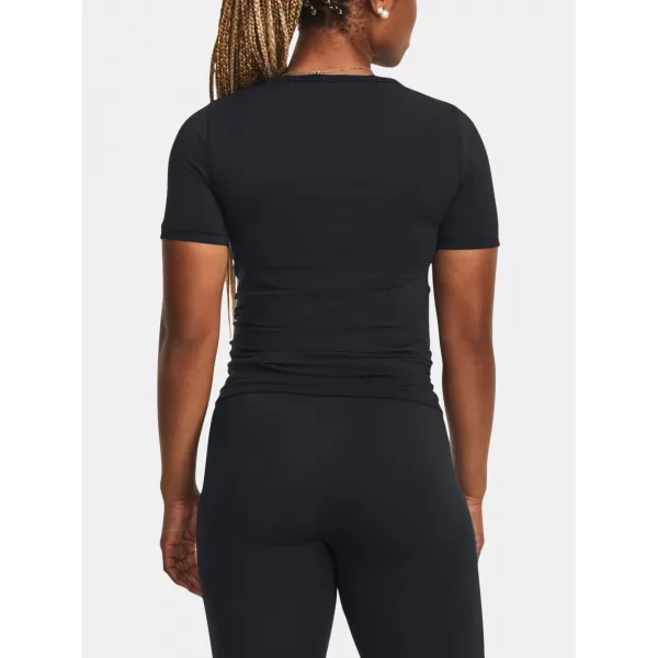  Női póló UNDER ARMOUR TRAIN SEAMLESS SS 1379149-001 FEKETE 