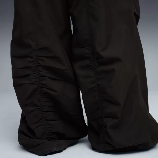  Hölgyek nadrágja PUMA WARDROBE ESS PARACHUTE WOVEN PANTS OP 632044-01 FEKETE 