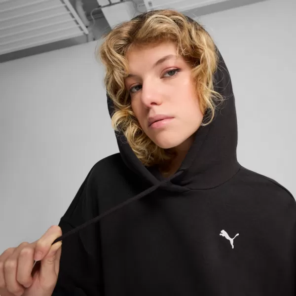  Női pulóver PUMA WARDROBE ESS RELAXED CROPPED HOODIE TR 629746-01 FEKETE 