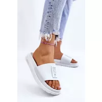 fehér
