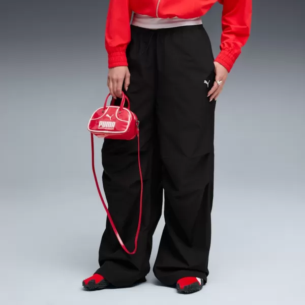  Hölgyek nadrágja PUMA WARDROBE ESS PARACHUTE WOVEN PANTS OP 632044-01 FEKETE 